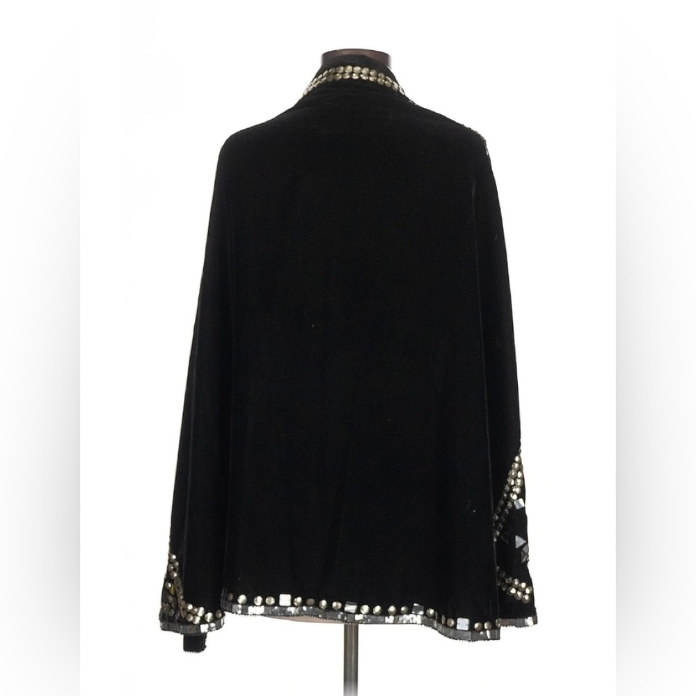 Free People Encore Embellished Velvet Cape NWT - Picture 6 of 14
